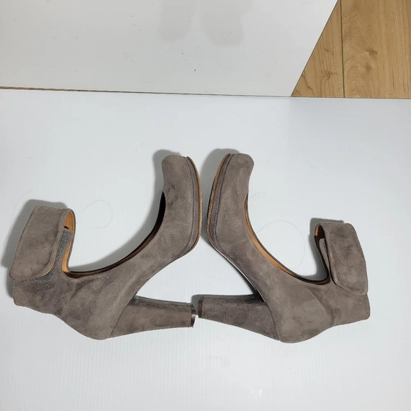 Chie Mihara velcro  ankle strap round toe heels gray size 38 equivalent 8.5 - Picture 5 of 8